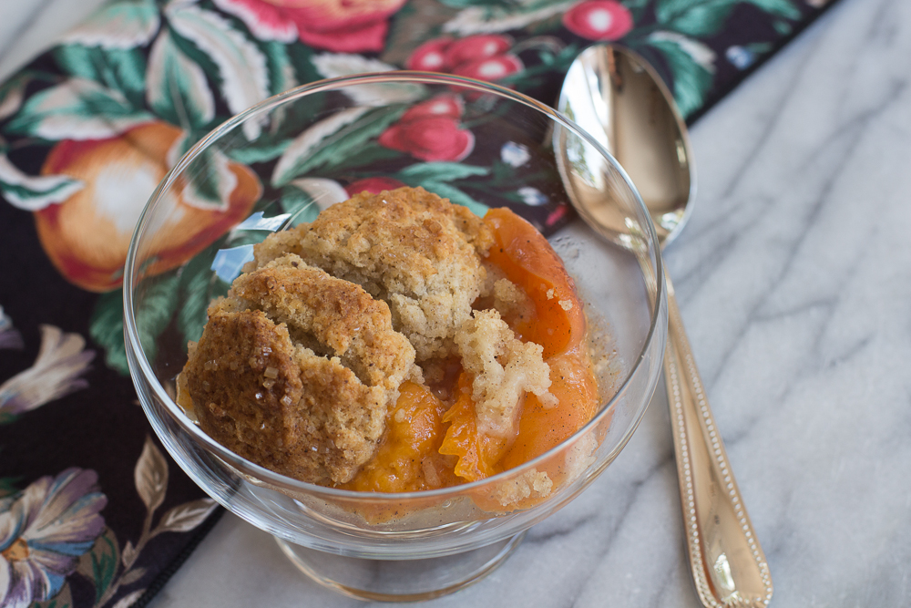 Apricot Vanilla Cobbler